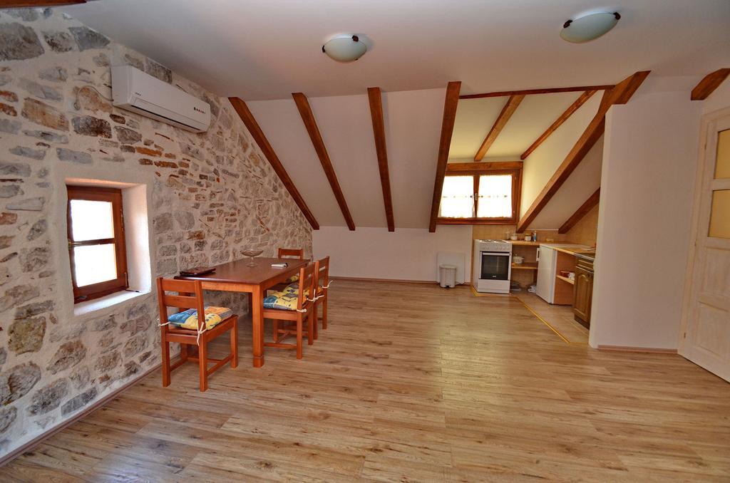 Apartments Historic Stone House Котор Стая снимка