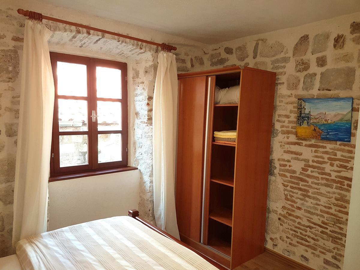 Apartments Historic Stone House Котор Екстериор снимка